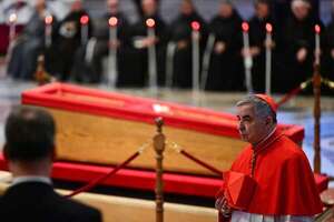 Cardenal convicto renuncia a participar del cónclave - Mundo - ABC Color