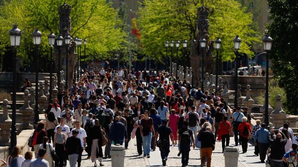 Caos y confusión en las calles de España por el apagón