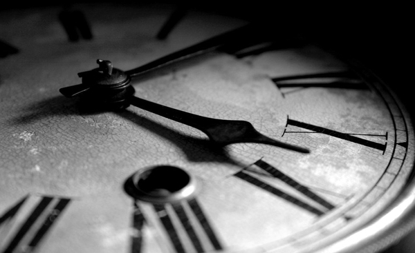 Abren un nuevo debate sobre el horario único en nuestro país - trece