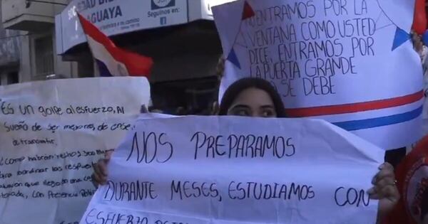 Diario HOY | Niegan supuesto fraude en examen de ingreso para formación docente y exigen pruebas