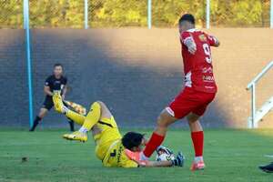 Primer triunfo de Resistencia en el campeonato y lo logra en casa - Fútbol de Intermedia - ABC Color