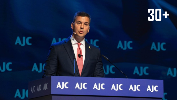 Peña recibió el premio Gesher en Estados Unidos - trece