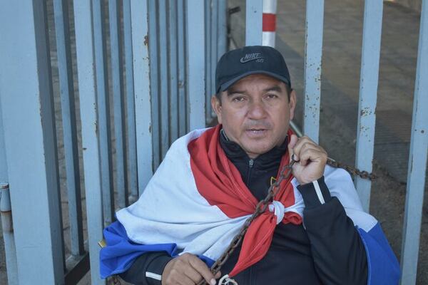 Yacyretá: utilizan a cuestionada fiscala Stella Mary Cano para amedrentar a manifestante, dicen - Nacionales - ABC Color
