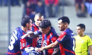 Cerro Porteño fue contundente y recorta distancias con el puntero