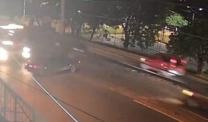 (Video Falleció automovilista embestido por colectivo de la línea 47, la familia pide justicia