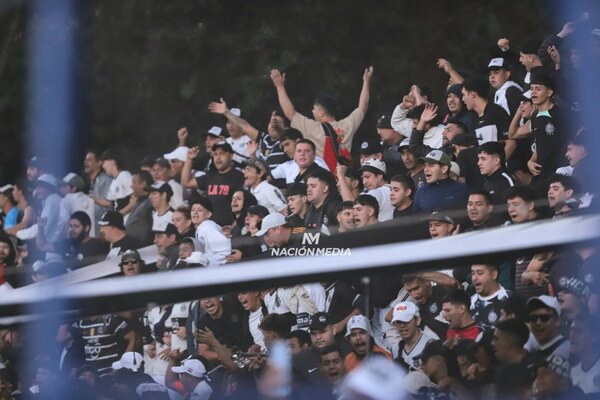 Versus / Sale en defensa de los juveniles y hace un pedido a la hinchada