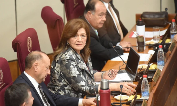 Blanca Ovelar descarta la idea de Lizarella y pide revertir el horario - OviedoPress