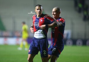 Versus / La contundente respuesta de Alan Benítez sobre su futuro en Cerro Porteño