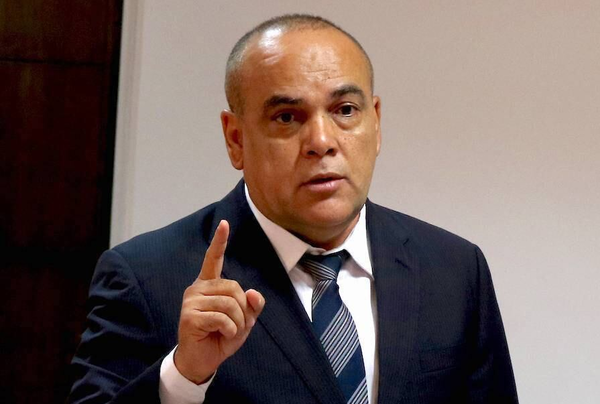 Bachi Núñez quiere controlar la inteligencia artificial - Noticiero Paraguay