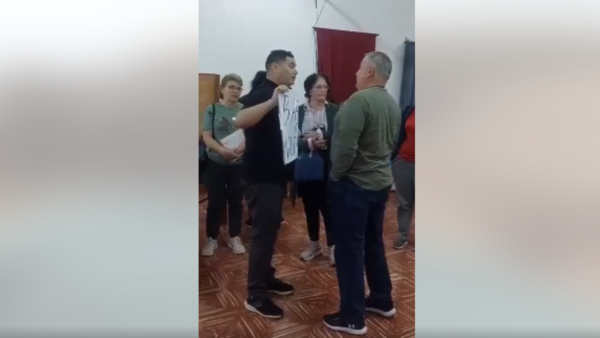 Culto evangélico casi terminó akãcharápe