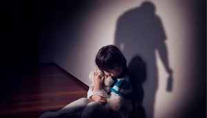 Benefician con prisión domiciliaria a padre que habría abusado de su hijo - 1000 Noticias