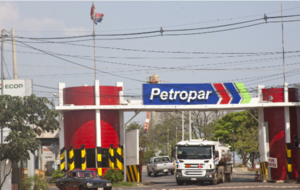 Petropar espera entrega de gasoil por parte de firma catarí y descarta desabastecimiento