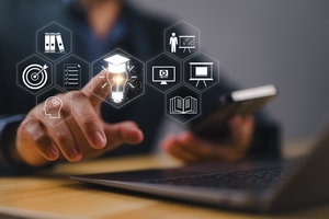 Impulsarán capacitación gratuita en programación, IA y marketing digital a 30.000 estudiantes - MarketData