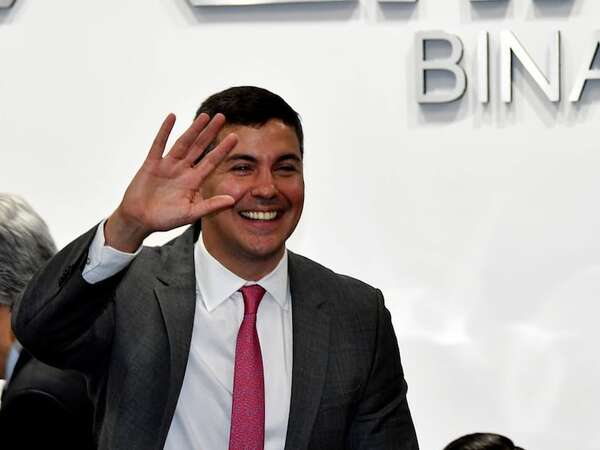 Cartistas avalan seguir con el festín de los gastos sociales de binacionales - Política - ABC Color