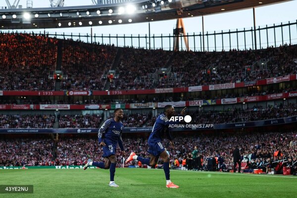 Versus / PSG da el primer golpe en Londres y se acerca a la final de la Champions