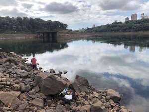 Río Paraná vuelve a sus niveles casi normales en la zona de Alto Paraná  - ABC en el Este - ABC Color