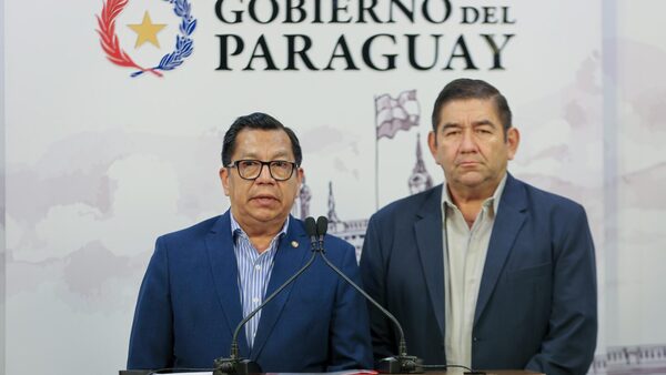 Gobierno acuerda mesa de trabajo con indígenas que se manifestaban frente al Indi