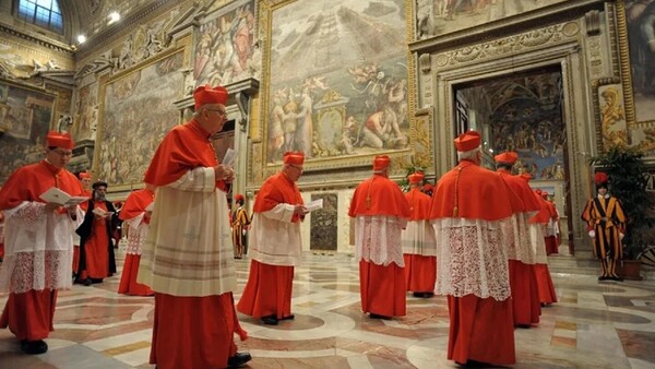 Cardenales siguen "escuchándose" antes de elegir al nuevo Papa
