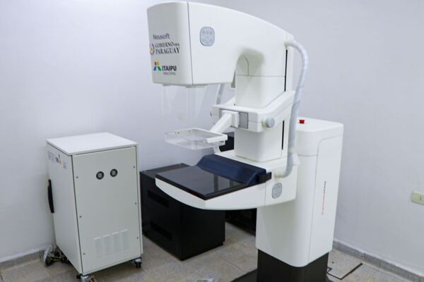 Fortalecen capacidad del Hospital de Horqueta con mamógrafo y nuevos equipos odontológicos - .::Agencia IP::.
