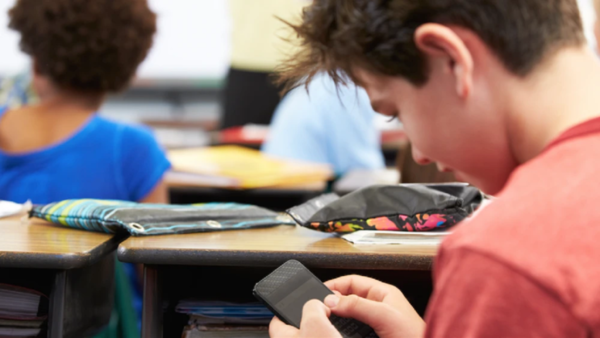 La educación en la era digital: ¿A qué se enfrentan los maestros con el avance de la IA?