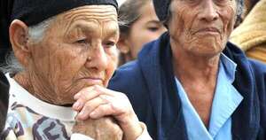 Diario HOY | Hay más de 770 mil adultos mayores: el 63,9% no tiene cobertura de salud