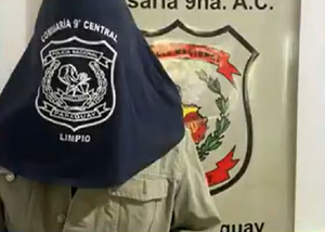 Hombre manoseó a un niño en un surtidor y quedó detenido - Noticiero Paraguay
