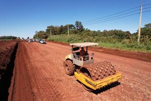 Obras viales que impulsarán el sector productivo en Itapúa tienen 30% de avance