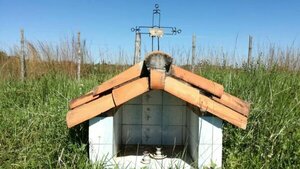 Nichos de finados deben “volar” del costado de la ruta en Oviedo