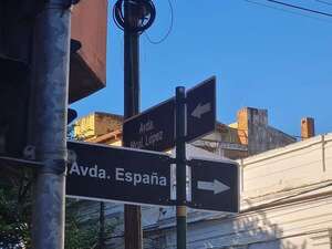 ¿España y Mariscal López? Municipalidad coloca mal la señalización de una calle - Nacionales - ABC Color