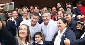 La Nación / Peña a los maestros por su día: “Son el corazón de este cambio que estamos construyendo”
