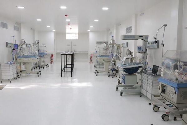 UTI Neonatal en Villarrica "se habilitó sin garantía de operatividad real", dice informe de Superintendencia - 1000 Noticias