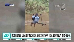 Video: La travesía de maestros que cruzan el río Aquidabán para ir a enseñar a una escuela