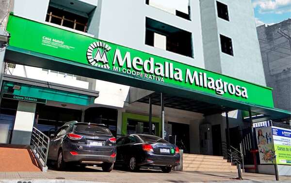 Medalla Milagrosa: 40 años de impacto cooperativo y mirada al futuro - Negocios - ABC Color