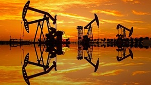 Pronostican baja de precios del petróleo en mercados energéticos internacionales - 1000 Noticias
