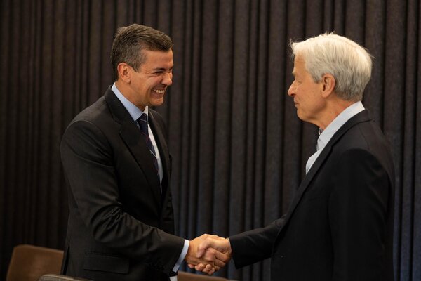 Paraguay expone su potencial estratégico al mayor banco del mundo - .::Agencia IP::.