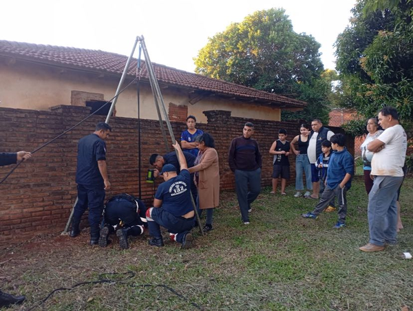 Lograron rescatar a una niña que cayó a un pozo en Cambyretá - trece