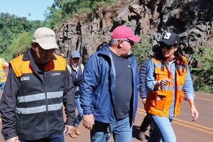 MINISTRA DEL MOPC RECORRIÓ ACCESOS PORTUARIOS EN ITAPÚA