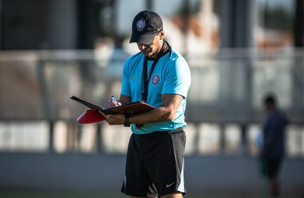 Versus / Fabián Bustos asegura que su sistema funcionará en Olimpia