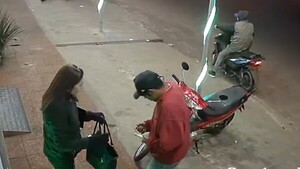 Con cuchillo, motochorros roban motocicleta a una mujer en Pedro Juan Caballero