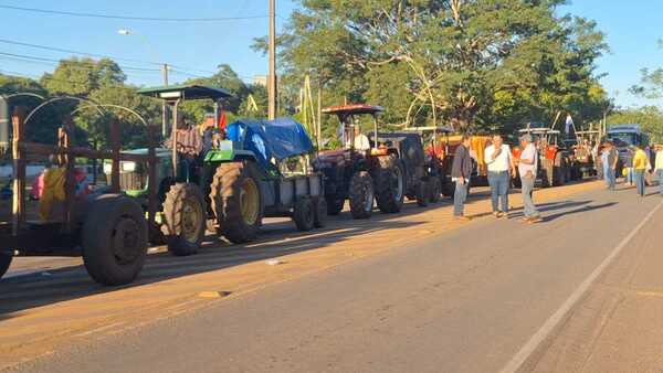 En ausencia de Peña, Gobierno no logra parar tractorazo rumbo a la capital