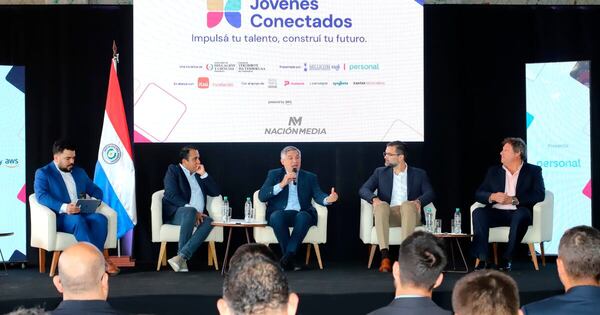 Diario HOY | “Jóvenes Conectados”, la propuesta para capacitar a bachilleres en áreas con alta demanda laboral