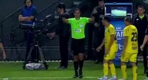 Fecha 16 bajo la lupa: APF publica análisis VAR de las jugadas más polémicas - SNT