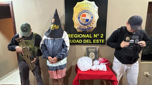 Detienen a un hombre con 5 kilos de pseudoefedrina embalados