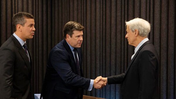 Peña se reunió en EEUU con CEO de banco de inversión
