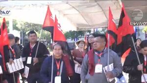 Docentes se manifestaron y pidieron vuelta del horario de invierno