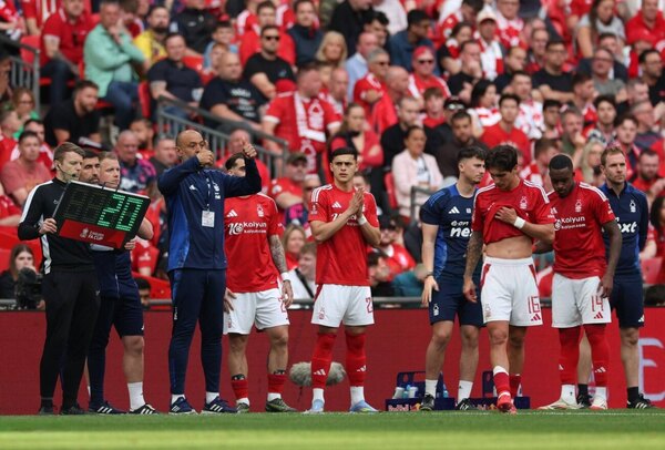 Versus / El curioso "problema" que tendrá Nottingham Forest si clasifica a la Champions League