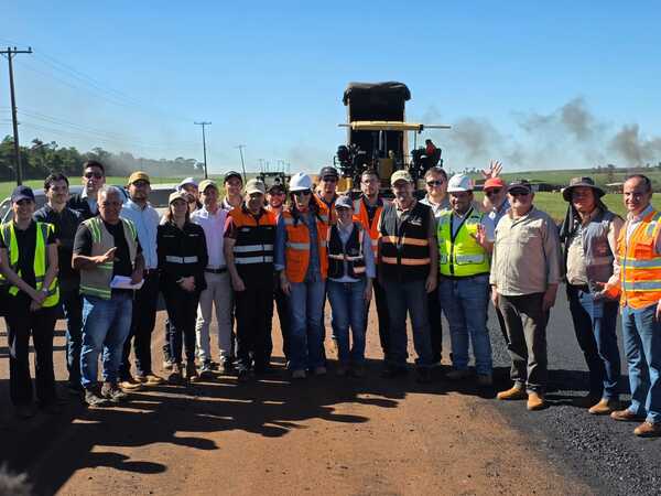AVANZA LA PAVIMENTACIÓN DE LA RUTA PY18 EN ITAPÚA