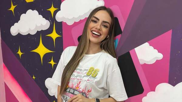 Locutora lanzó que las modelos “facturan” y no pagan IVA