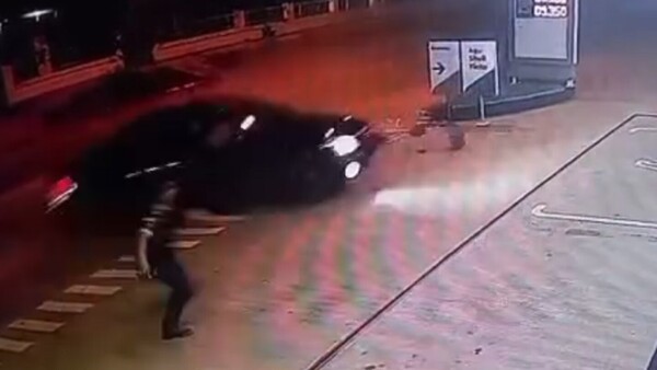 Video: Un hombre se salva de milagro de ser atropellado en Horqueta