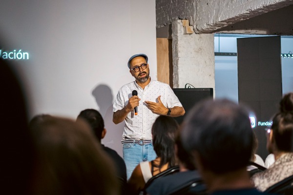 Paz Encina presentó los audiovisuales finales del proyecto “Atravesar el río” - trece